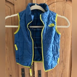 Kids 2T The North Face reversible vest